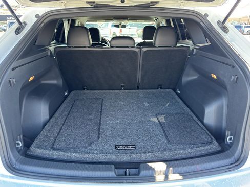 Used 2023 Volkswagen Atlas Cross Sport SE image 7