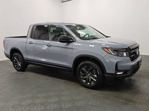 New 2026 Honda Ridgeline Sport image 2