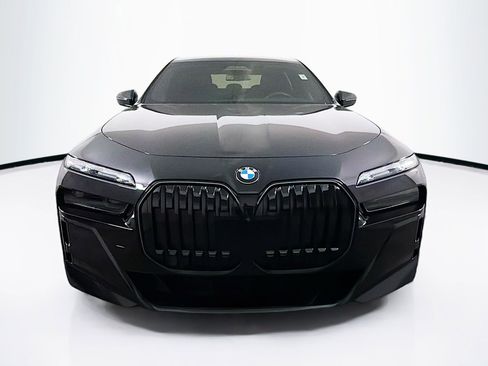 Certified 2024 BMW 740i xDrive w/ Executive Package AWD/4WD image 2
