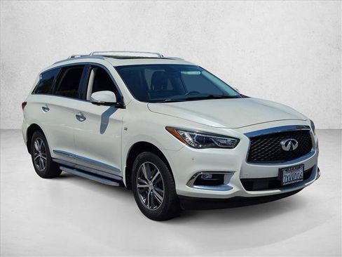 Used 2017 INFINITI QX60 FWD w/ Premium Plus Package image 3