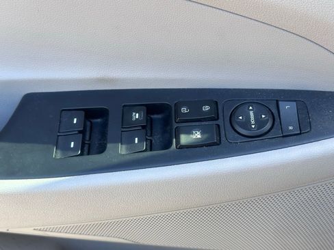 Used 2020 Hyundai Tucson SEL FWD image 19