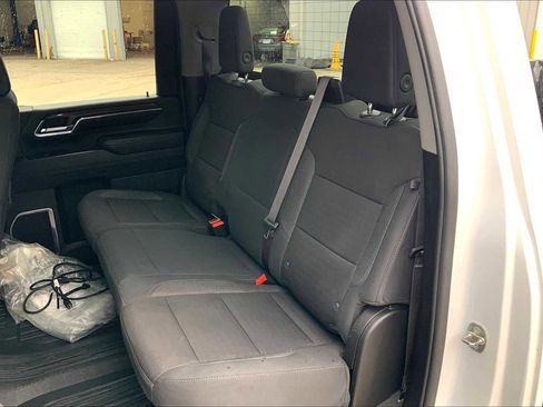 Used 2024 Chevrolet Silverado 2500 LT image 20