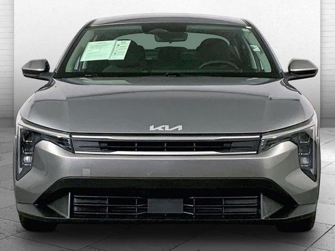 Used 2025 Kia K4 FWD image 2