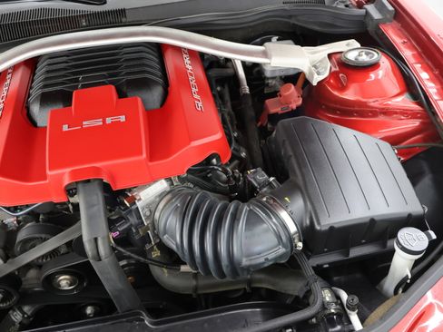Used 2013 Chevrolet Camaro ZL1 RWD image 17