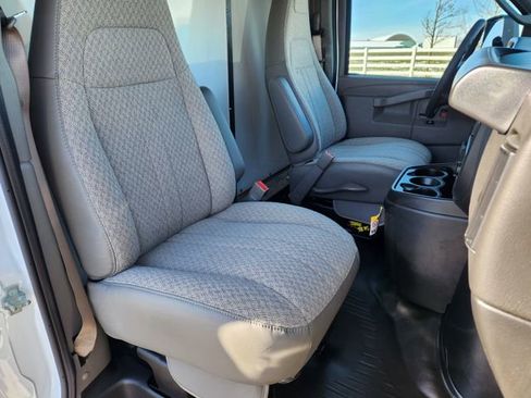 New 2026 Chevrolet Express 4500 w/ Power Convenience Package RWD image 15