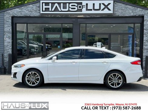 Used 2019 Ford Fusion SEL FWD image 5