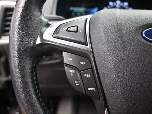Used 2024 Ford Edge Titanium AWD/4WD image 18