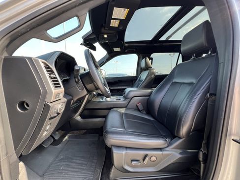 Used 2021 Ford Expedition XLT image 23