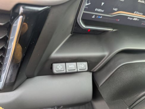 Used 2025 GMC Sierra 2500 Denali w/ Denali Reserve Package image 17