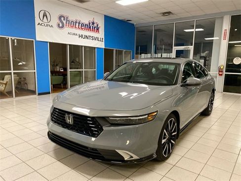 Used 2024 Honda Accord Touring image 1