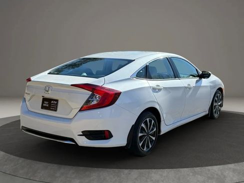 Used 2020 Honda Civic LX image 4