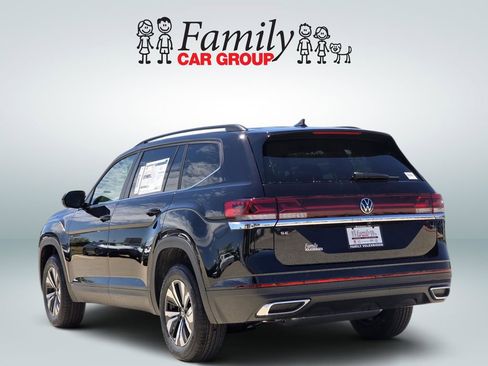 New 2026 Volkswagen Atlas SE FWD image 3