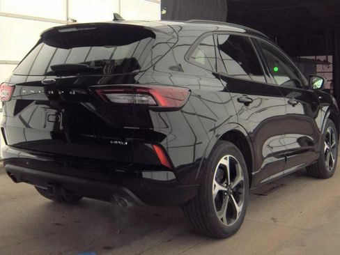 Used 2023 Ford Escape ST-Line Select w/ Tech Pack #2 image 3