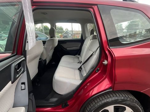 Used 2018 Subaru Forester 2.5i w/ Alloy Wheel Package AWD/4WD image 18