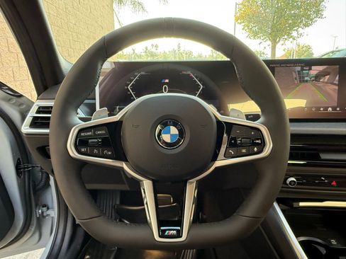 New 2026 BMW 330i Sedan w/ M Sport Package image 22