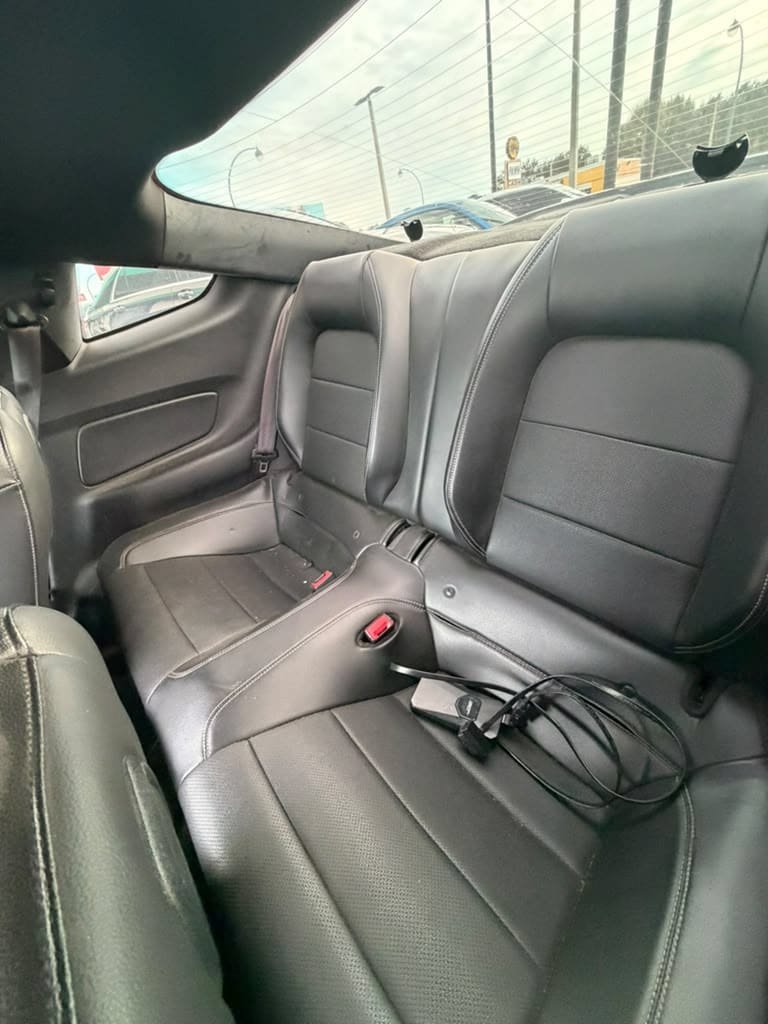 Used 2018 Ford Mustang GT Premium w/ Black Accent Package RWD image 7
