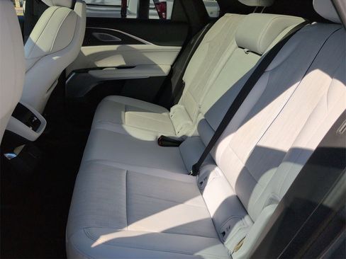 Certified 2023 Cadillac Lyriq 2WD image 27