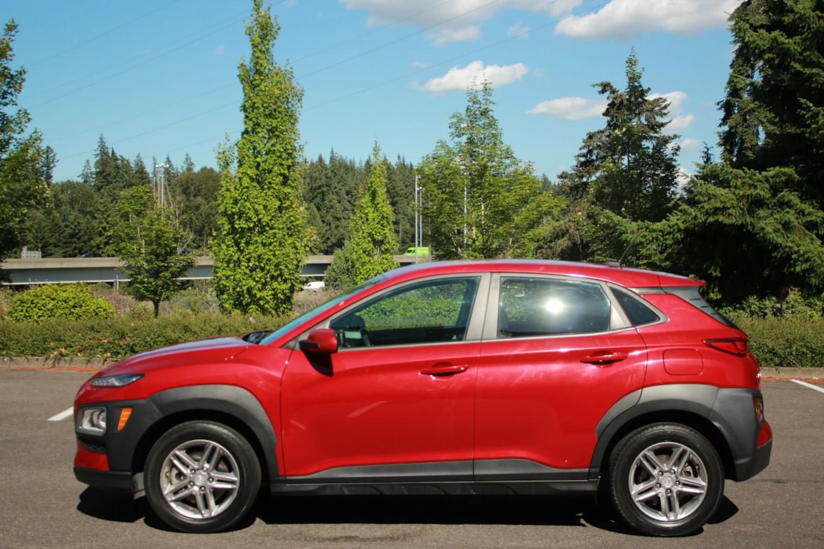 Used 2021 Hyundai Kona SE AWD/4WD image 4