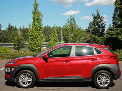 Used 2021 Hyundai Kona SE AWD/4WD image 4