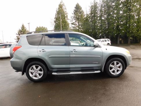 Used 2008 Toyota RAV4 Limited AWD/4WD image 23