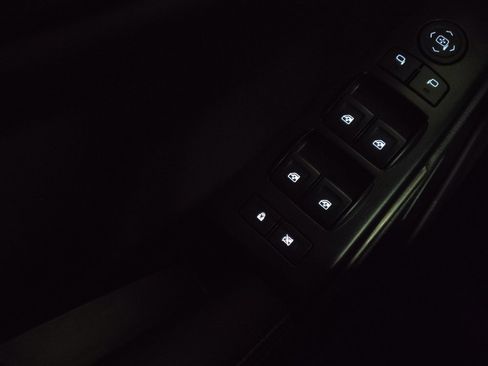 Used 2019 Chevrolet Tahoe LT RWD image 27