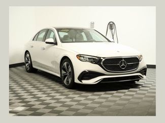 Used 2025 Mercedes-Benz E 350 4MATIC Sedan video 1