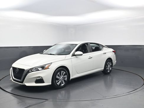 Used 2020 Nissan Altima 2.5 S AWD/4WD image 34