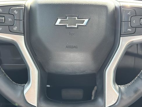 Used 2023 Chevrolet Tahoe Z71 w/ Luxury Package AWD/4WD image 30