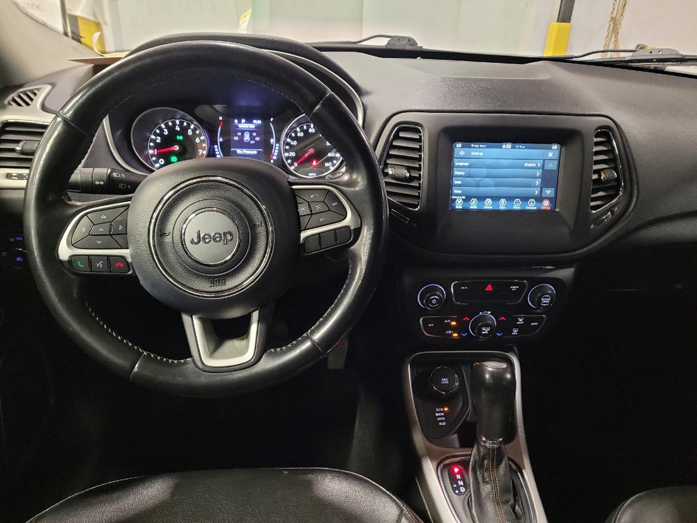 Used 2020 Jeep Compass Latitude AWD/4WD image 22