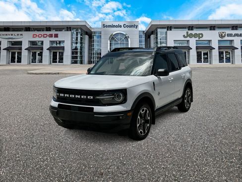 Used 2024 Ford Bronco Sport Outer Banks w/ Tech Package AWD/4WD image 4