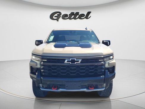 Used 2022 Chevrolet Silverado 1500 ZR2 image 8