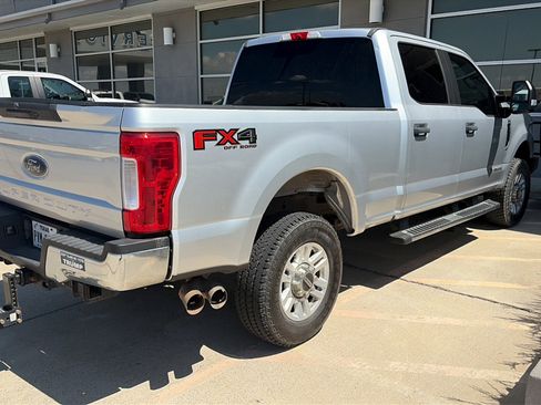 Used 2019 Ford F250 XL w/ STX Appearance Package AWD/4WD image 2