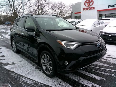 Used 2017 Toyota RAV4 Limited w/ Carpet Mat Package image 1