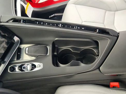 Used 2025 Chevrolet Corvette Stingray Coupe w/ 1LT image 19