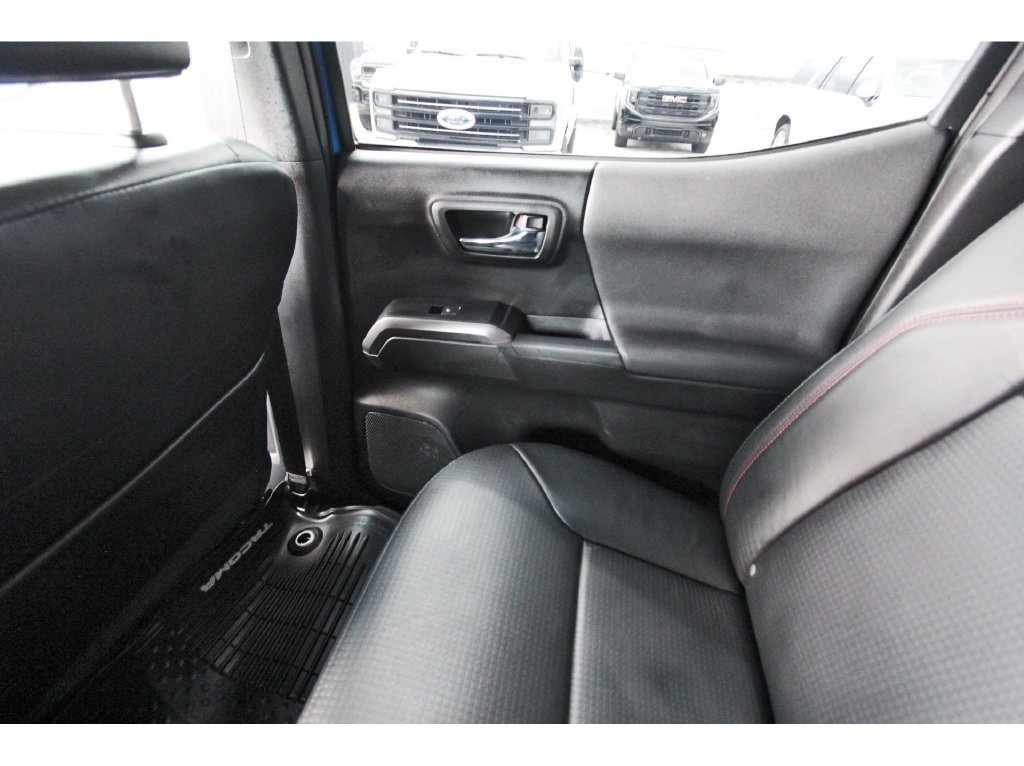 Used 2019 Toyota Tacoma TRD Pro AWD/4WD image 12