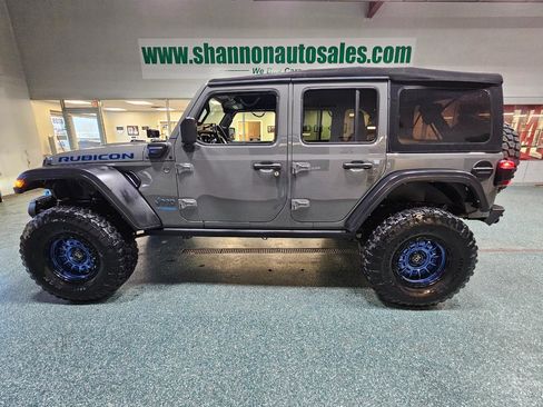 Used 2022 Jeep Wrangler Unlimited Rubicon 4xe image 11
