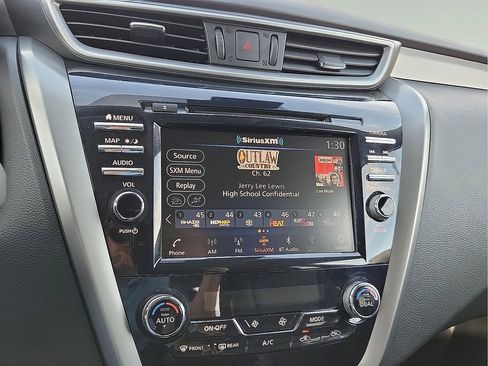 Used 2024 Nissan Murano SL image 15