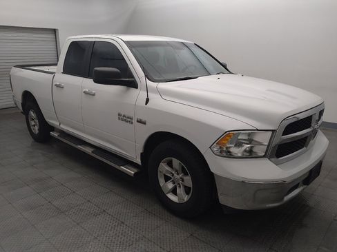 Used 2018 RAM 1500 Classic SLT RWD image 11