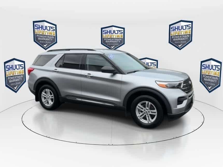 Used 2022 Ford Explorer XLT w/ Class IV Trailer Tow Package AWD/4WD image 2