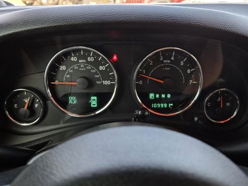 Used 2016 Jeep Wrangler Unlimited Sport w/ Quick Order Package 24S AWD/4WD image 2