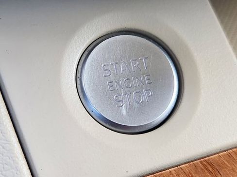 Used 2023 Audi Q5 2.0T Premium w/ Convenience Package AWD/4WD image 19