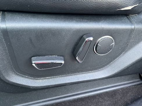 Used 2018 Ford F150 Lariat w/ Equipment Group 501A Mid AWD/4WD image 12