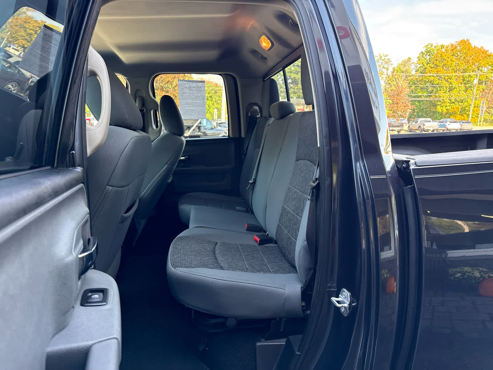 Used 2015 RAM 1500 Outdoorsman AWD/4WD image 20