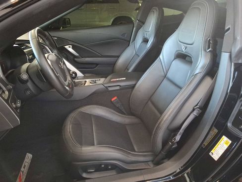 Used 2015 Chevrolet Corvette Z06 w/ 2LZ Preferred Equipment Group image 10