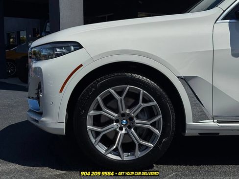 Used 2019 BMW X7 xDrive40i w/ Premium Package AWD/4WD image 13