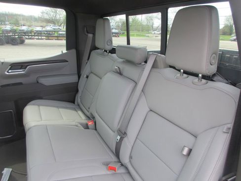 New 2026 GMC Sierra 1500 SLT w/ SLT Premium Plus Package AWD/4WD image 14