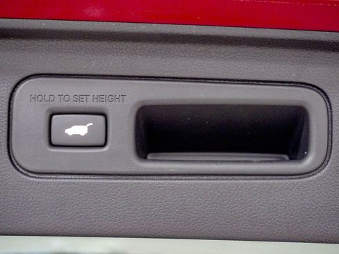 Certified 2025 Honda Pilot Elite image 11