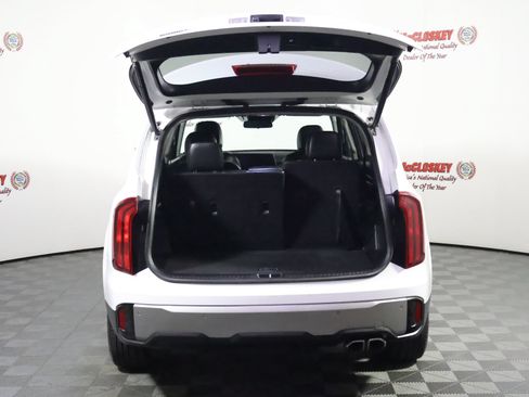 Used 2025 Kia Telluride S AWD/4WD image 9