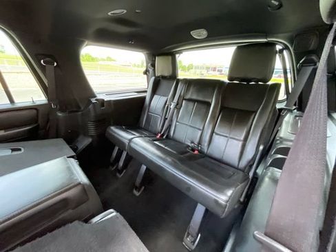 Used 2012 Lincoln Navigator 4WD image 60