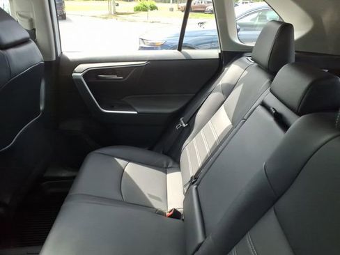 Used 2025 Toyota RAV4 XLE Premium AWD/4WD image 7